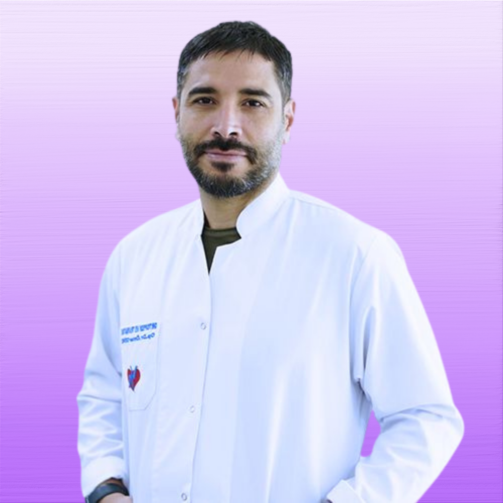 <em>Op.Dr. Haldun B</em>